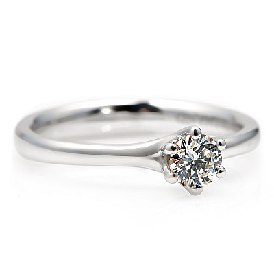 Timeless Elegance Platinum Diamond Engagement Ring GIA 0.30ct